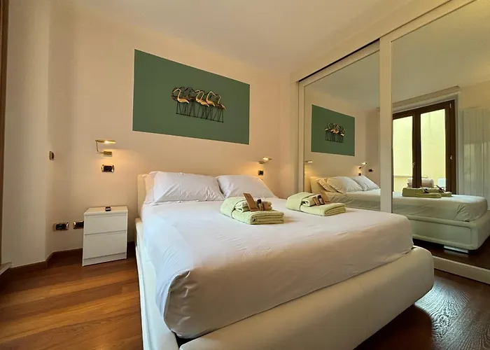 Vincent's Place, Vatican Appartement *